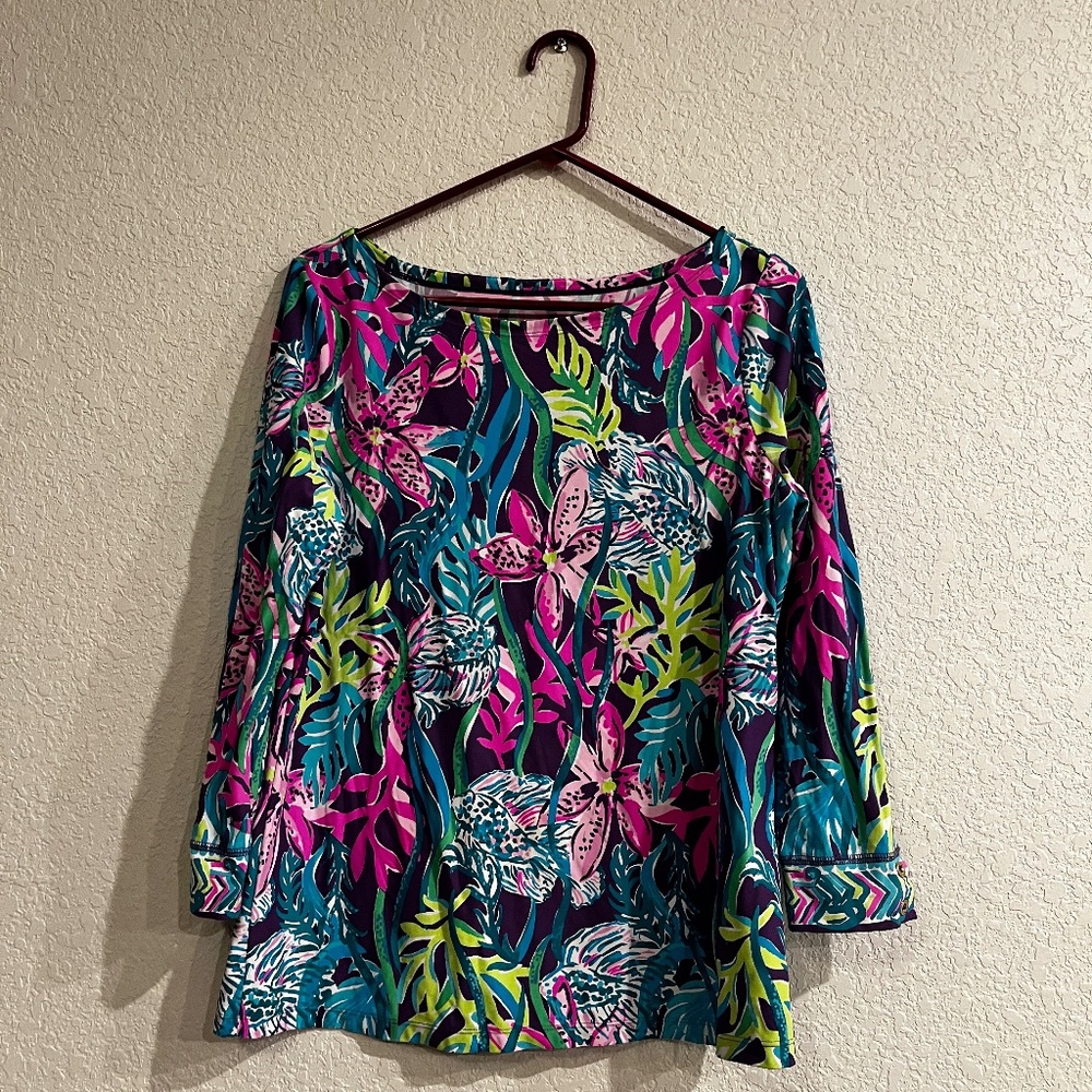 Lilly Pulitzer 3/4 sleeve top "Party All The Tide" sz L